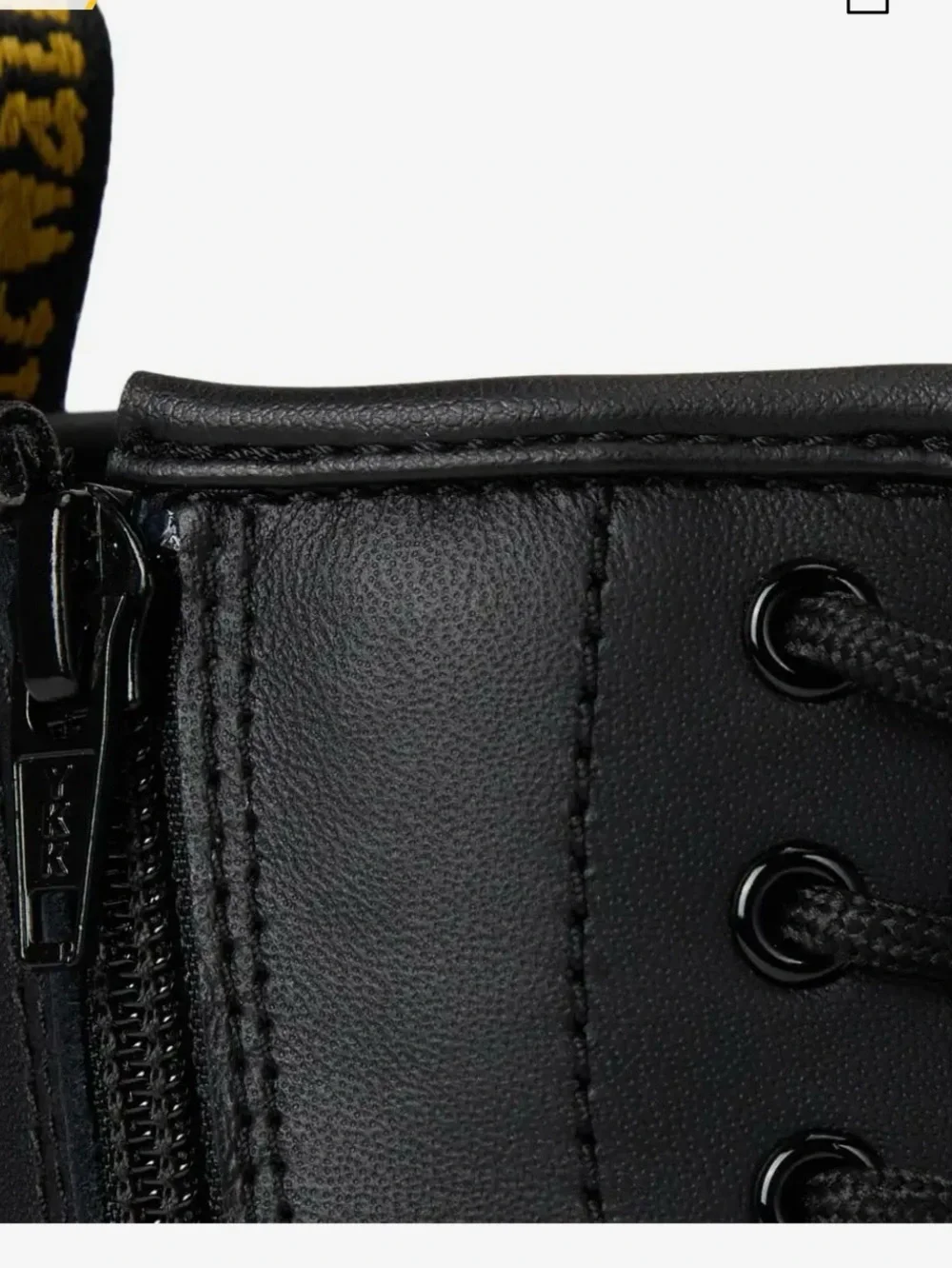 Dr. Martens youth lace